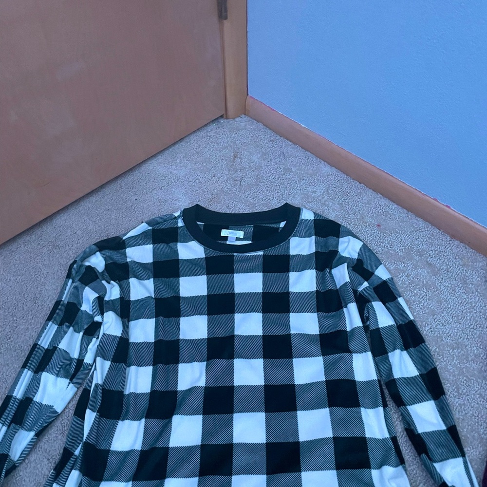 I am selling this never worn soft sweater!